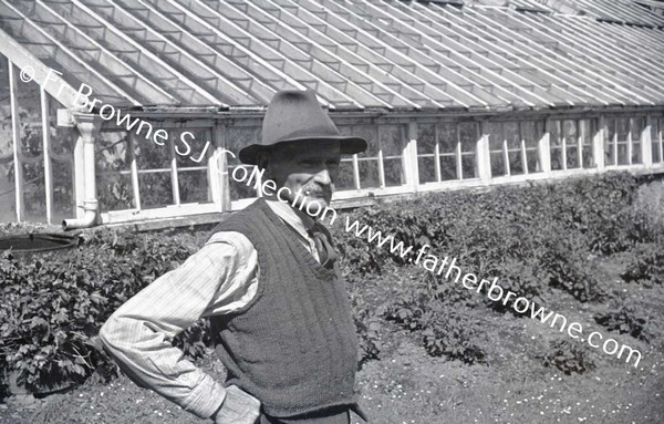 KILLEEN CASTLE   IN THE GARDEN  PAT